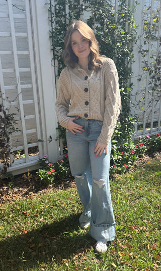 Button Front Cable Knit Sweater Cardigan - Oatmeal
